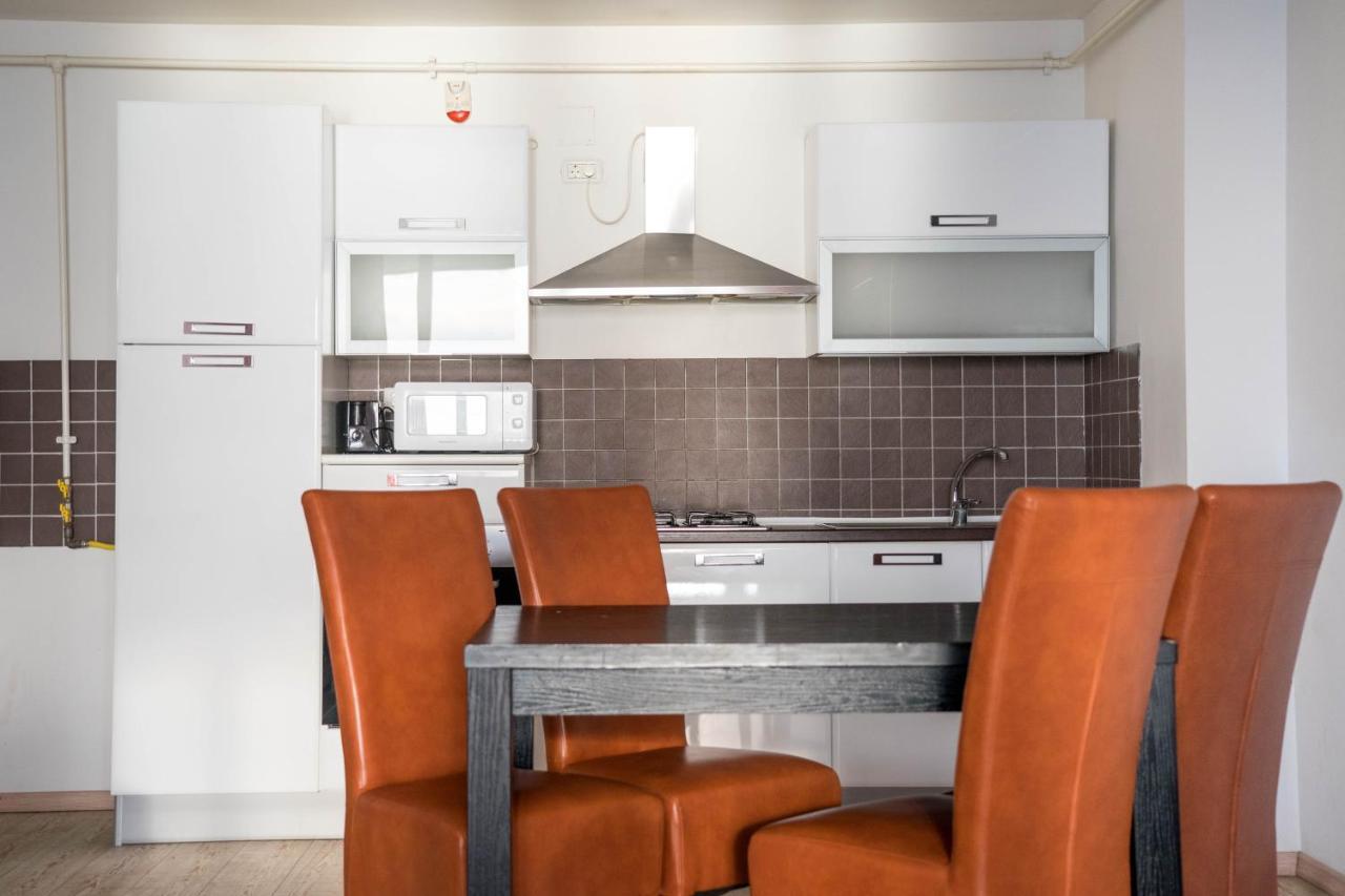 Lake Boutique Apartments & Rooms Мамая Екстериор снимка