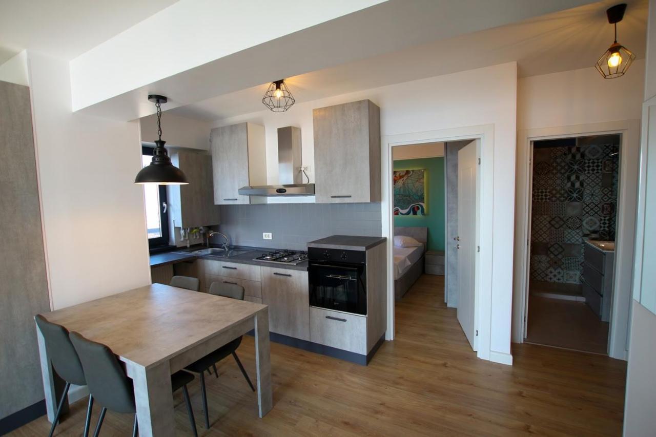 Lake Boutique Apartments & Rooms Мамая Екстериор снимка