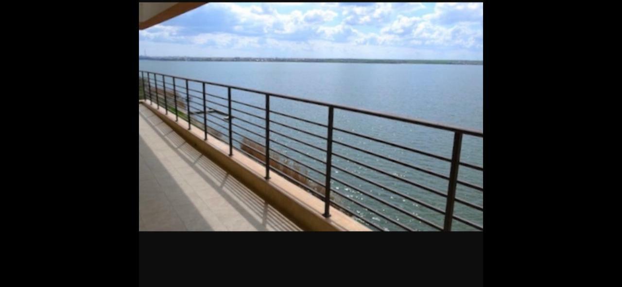 Lake Boutique Apartments & Rooms Мамая Екстериор снимка